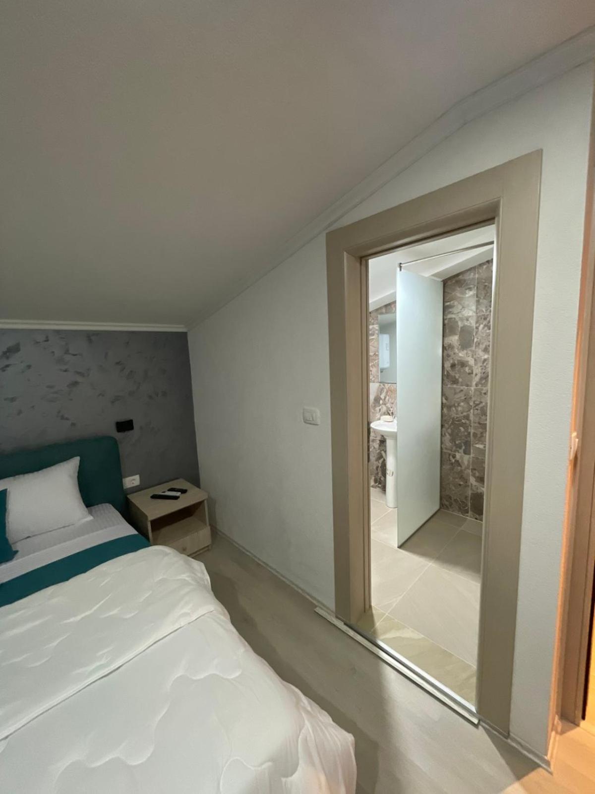 Apartments Zejak Mitrovici  Eksteriør bilde
