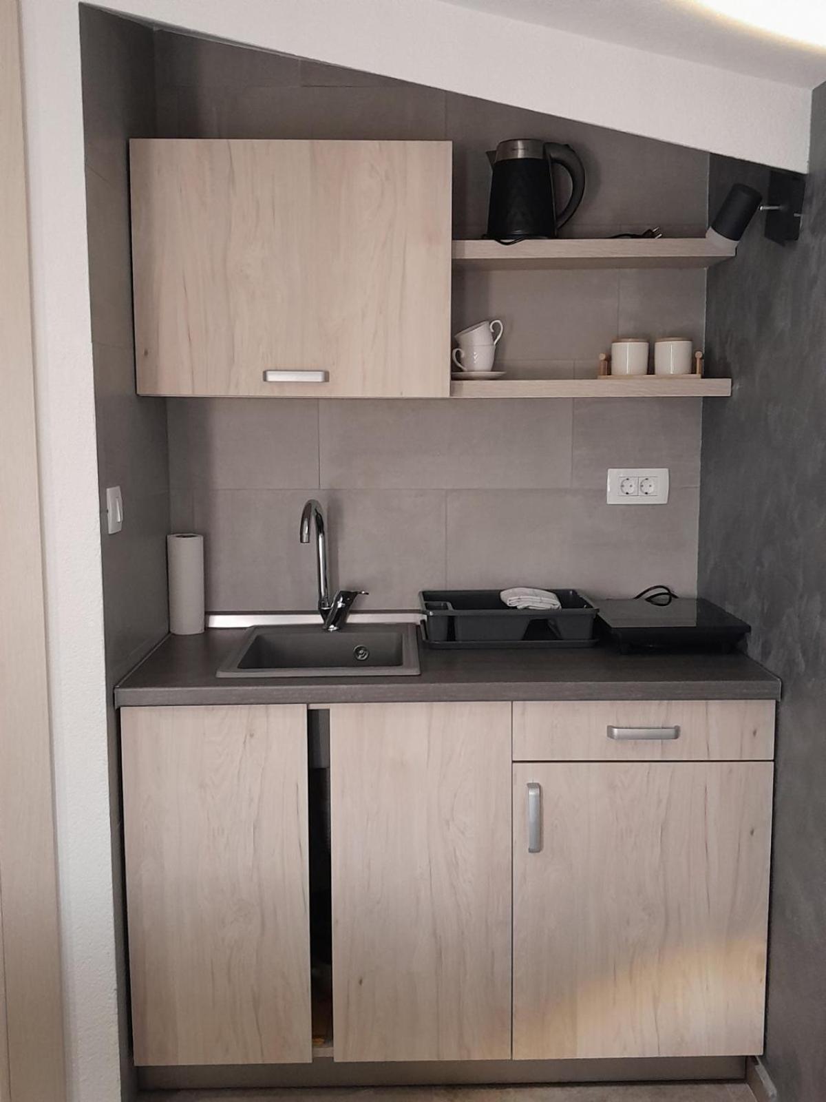 Apartments Zejak Mitrovici  Eksteriør bilde